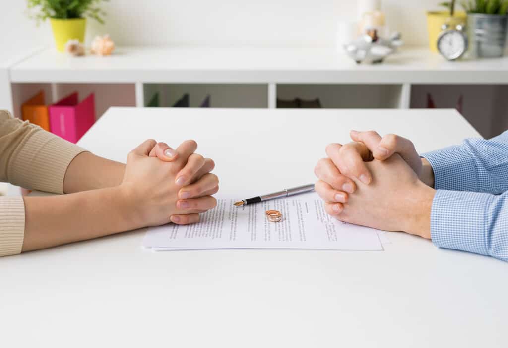 3 Ways to Handle Property Transfer After a Divorce